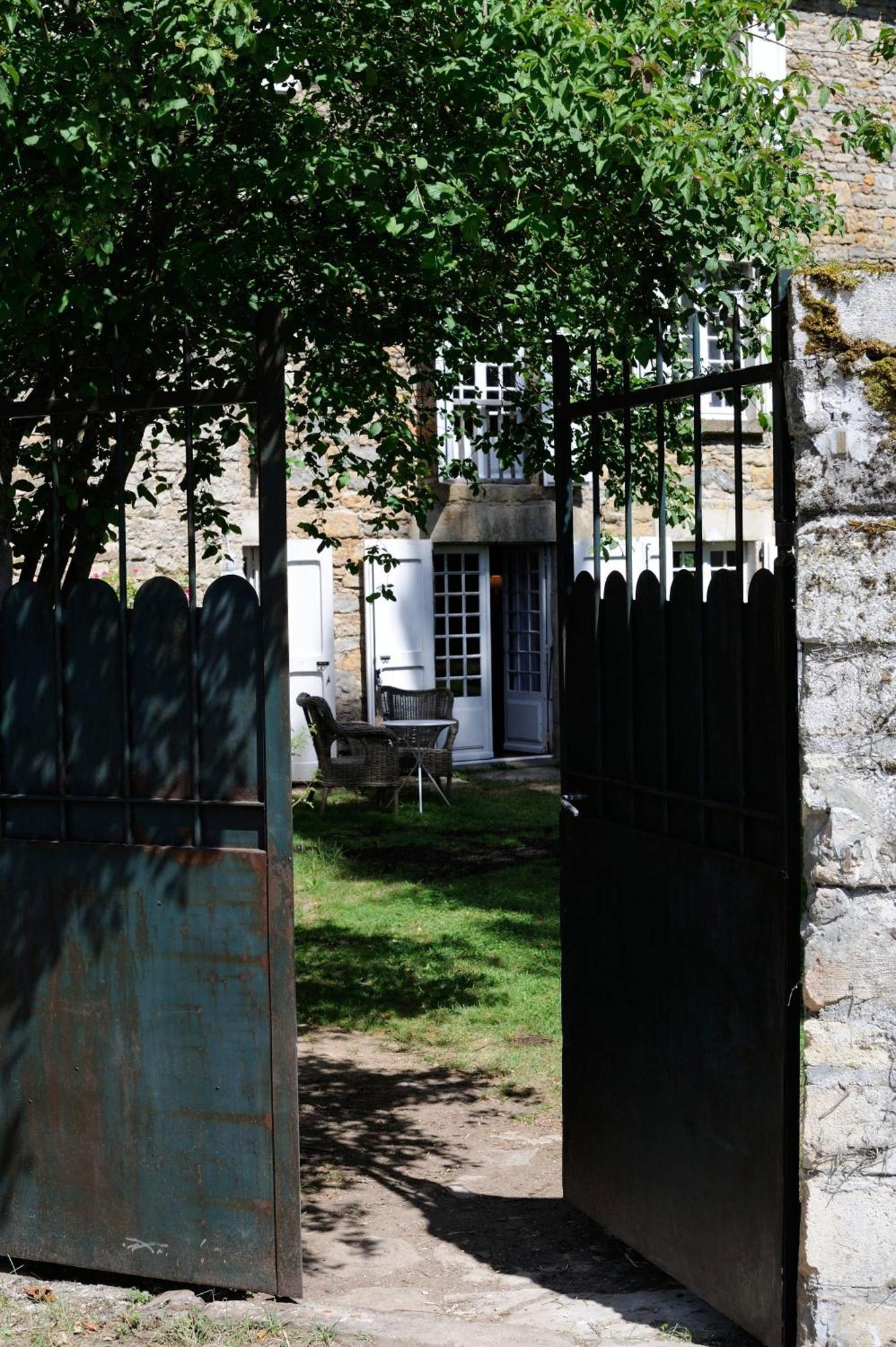 麦森迪拉斯古丽瑞住宿加早餐旅馆 Sévérac-le-Château 外观 照片